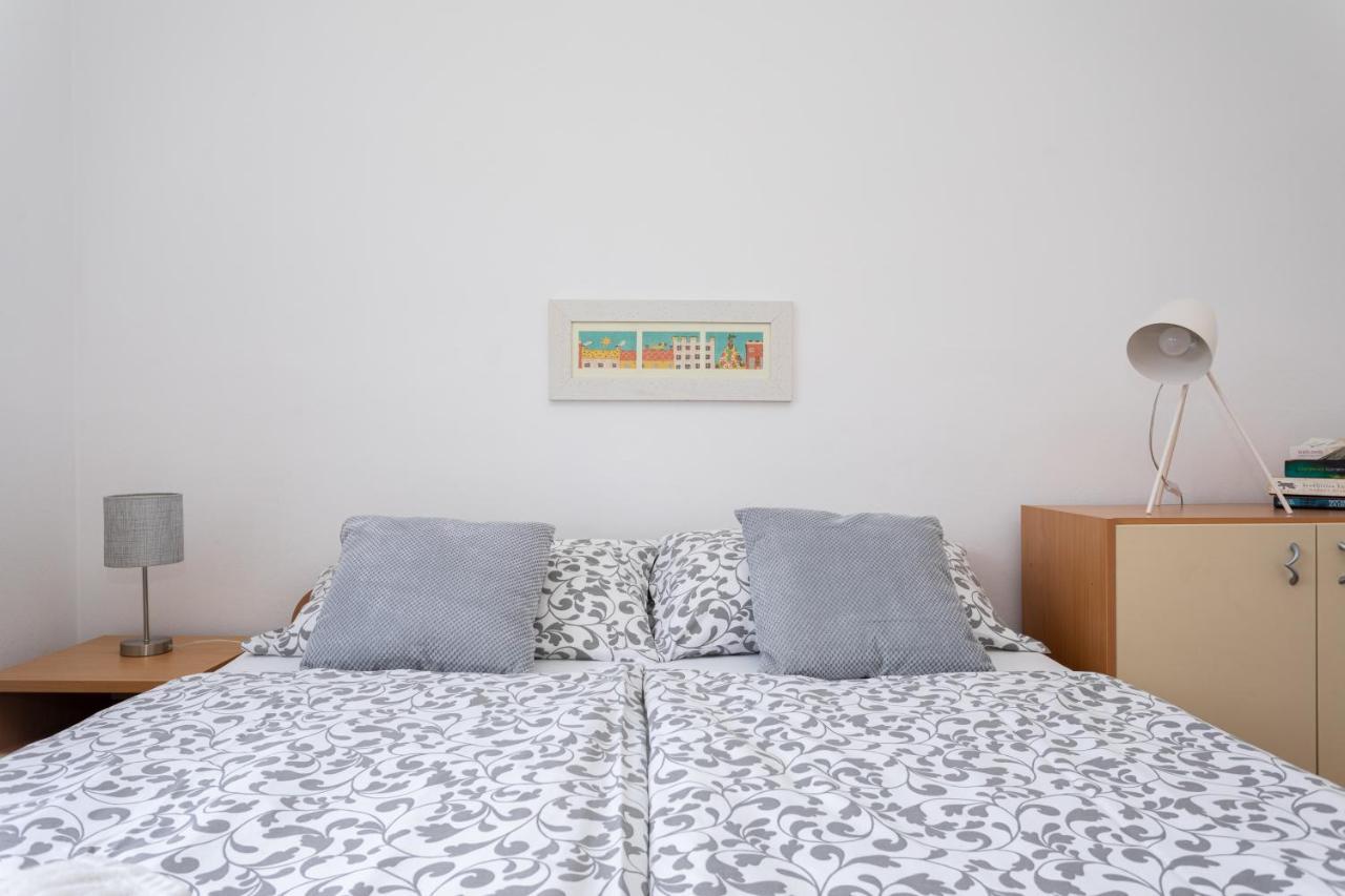 Apartman Maris Vrbnik Luaran gambar